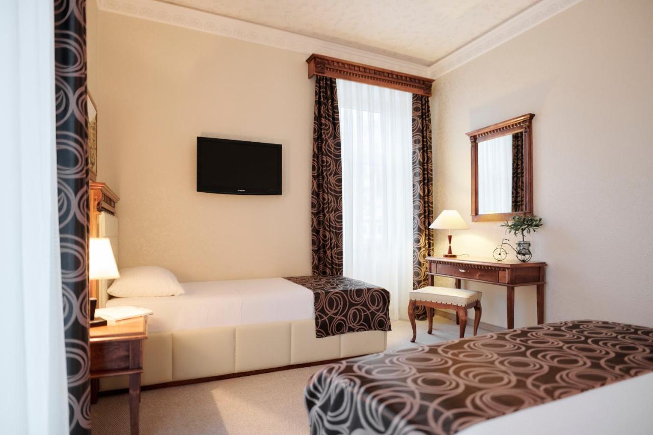 Hotel Villa Schubert Опатия Экстерьер фото