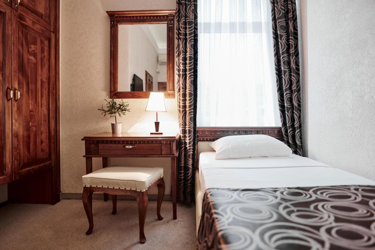 Hotel Villa Schubert Опатия Экстерьер фото