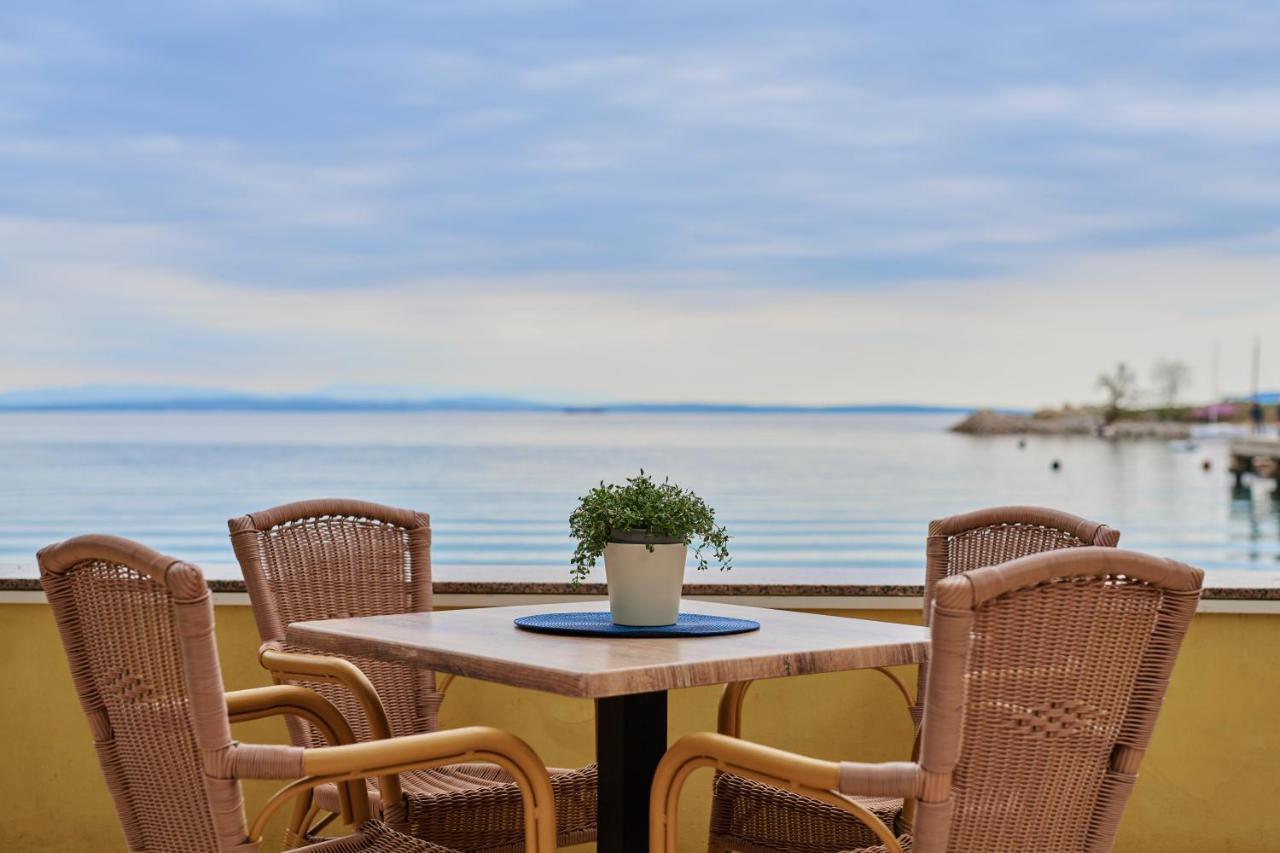 Hotel Villa Schubert Опатия Экстерьер фото
